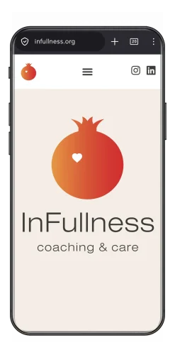 Responsive Webdesign für die InFullness Coaching Startseite, präsentiert in einem Smartphone-Mockup – UI/UX Design von Vogelsang Pictures